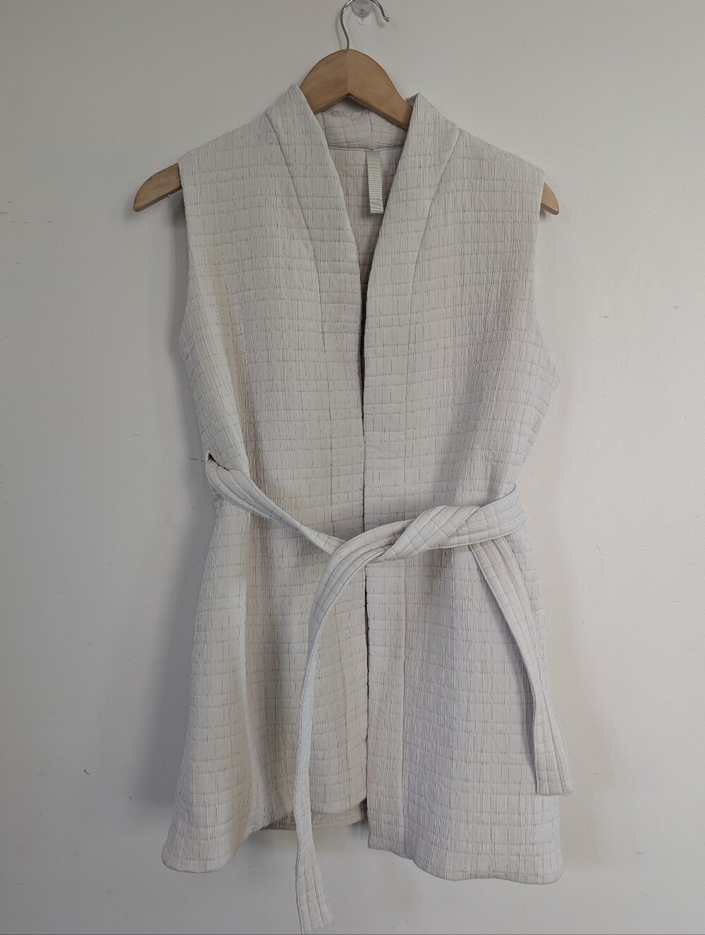 Lululemon Serene Travels Quilted Vest Light Ivory White Robe One Size